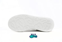 Cargar imagen en el visor de la galería, Alexander McQueen Black Trim