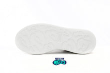 Cargar imagen en el visor de la galería, Alexander McQueen Pink