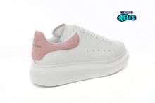 Cargar imagen en el visor de la galería, Alexander McQueen Pink