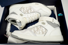 Cargar imagen en el visor de la galería, Dior B27 High White Gray