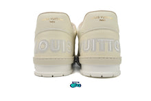 Cargar imagen en el visor de la galería, Louis Vuitton LV Trainer Monogram Flower Beige