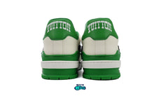 Cargar imagen en el visor de la galería, Louis Vuitton LV Trainer White Green