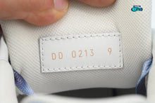 Cargar imagen en el visor de la galería, Louis Vuitton LV Trainer Blue Denim