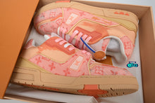 Cargar imagen en el visor de la galería, Louis Vuitton LV Trainer Denim Peach