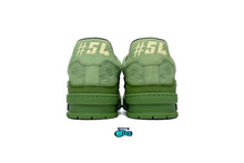 Cargar imagen en el visor de la galería, Louis Vuitton LV Trainer Monogram Green