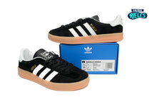 Cargar imagen en el visor de la galería, adidas Gazelle Black White Gum