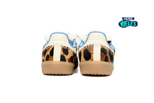 Cargar imagen en el visor de la galería, adidas Samba Pony Wales Bonner Leopard
