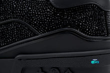 Cargar imagen en el visor de la galería, Louis Vuitton Trainer Triple Black Crystal