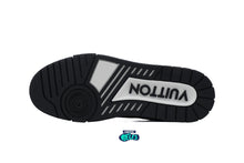 Cargar imagen en el visor de la galería, LV Trainer White Black Crystals