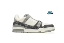 Cargar imagen en el visor de la galería, Louis Vuitton Trainer Monogram Denim Grey White