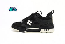 Cargar imagen en el visor de la galería, Louis Vuitton LV Skate Sneaker Black White