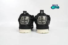 Cargar imagen en el visor de la galería, Louis Vuitton LV Skate Sneaker Black White