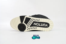 Cargar imagen en el visor de la galería, Louis Vuitton LV Skate Sneaker Black White
