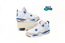 Cargar imagen en el visor de la galería, Air Jordan 4 x Nike SB Sapphire Blue