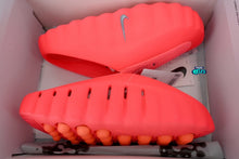 Cargar imagen en el visor de la galería, Nike Mind 001 Slide Solar Red