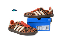 Cargar imagen en el visor de la galería, Adidas Samba Preloved Red Leopard