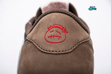Cargar imagen en el visor de la galería, Jordan 1 retro Low Travis Scott Mocha