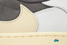 Cargar imagen en el visor de la galería, Jordan 1 Retro Low OG SP Travis Scott Reverse Mocha