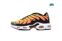 Cargar imagen en el visor de la galería, Nike Air Max Plus Black Orange