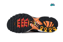 Cargar imagen en el visor de la galería, Nike Air Max Plus Black Orange