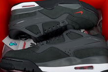 Cargar imagen en el visor de la galería, Jordan 4 RM x Nigel Sylvester “Grandma’s Driveway” Grey
