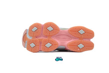 Cargar imagen en el visor de la galería, New Balance 9060 Baby Shower Blue