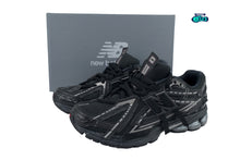 Cargar imagen en el visor de la galería, New Balance 1906R Black Grey
