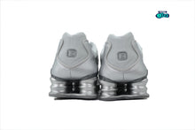 Cargar imagen en el visor de la galería, Nike Shox TL Metallic