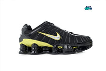 Cargar imagen en el visor de la galería, Nike Shox TL Black Dynamic Yellow