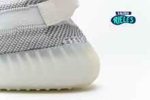 Cargar imagen en el visor de la galería, Yeezy Boost 350 V2 Static (Non-Reflective)