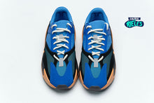 Cargar imagen en el visor de la galería, Yeezy Boost 700 'Bright Blue'
