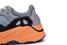 Cargar imagen en el visor de la galería, Yeezy Boost 700 'Wash Orange'