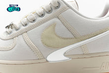 Cargar imagen en el visor de la galería, Nike Air Force 1 Low Travis Scott Sail