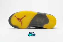 Cargar imagen en el visor de la galería, OFF-WHITE x Air Jordan 5 SP 'Muslin'