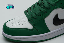 Cargar imagen en el visor de la galería, Air Jordan 1 Low 'Pine Green'