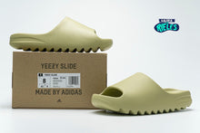 Cargar imagen en el visor de la galería, Yeezy Slide 'Resin'