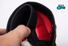 Cargar imagen en el visor de la galería, Travis Scott x Air Jordan 1 Retro High OG 'Mocha'