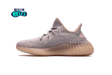 Cargar imagen en el visor de la galería, Yeezy Boost 350 V2 Synth (Non-Reflective)