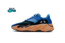 Cargar imagen en el visor de la galería, Yeezy Boost 700 'Bright Blue'
