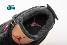 Cargar imagen en el visor de la galería, Jordan 4 Retro Levi's Black Denim