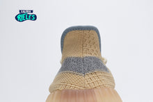 Cargar imagen en el visor de la galería, Yeezy Boost 350 V2 Linen