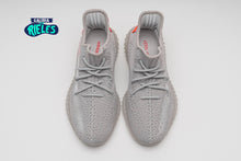 Cargar imagen en el visor de la galería, Yeezy Boost 350 V2 Tail Light