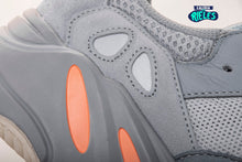 Cargar imagen en el visor de la galería, Yeezy Boost 700 'Inertia'