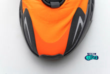 Cargar imagen en el visor de la galería, Yeezy Boost 700 MNVN 'Orange'