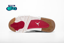 Cargar imagen en el visor de la galería, Jordan 4 Retro Levi's Denim