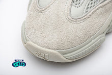 Cargar imagen en el visor de la galería, Yeezy 500 'Salt'