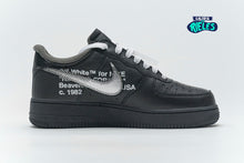 Cargar imagen en el visor de la galería, Nike Air Force 1 '07 Virgil x MoMA (With Socks)