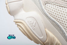 Cargar imagen en el visor de la galería, Yeezy 500 'Bone White'