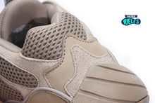Cargar imagen en el visor de la galería, Yeezy 500 'Taupe Light'