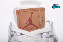 Cargar imagen en el visor de la galería, Jordan 4 Retro Levi's White Denim